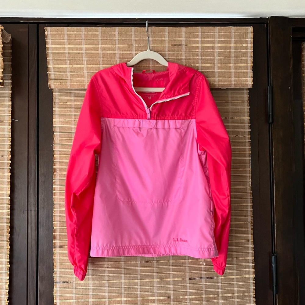 LL Bean lightweight girls windbreaker